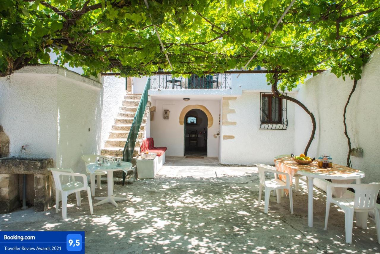 Archontiko Tzitzifes Villa Bagian luar foto